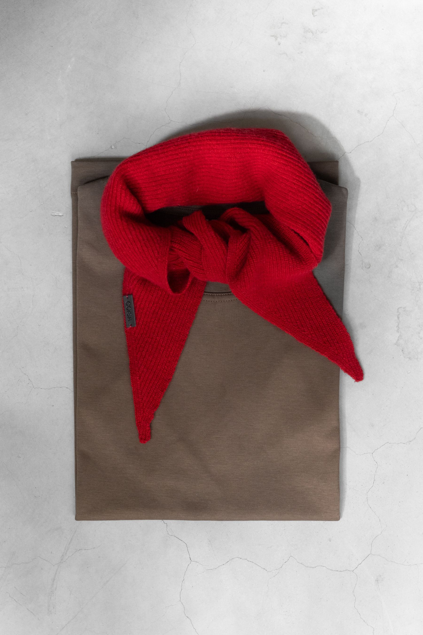 TRIANGLE SCARF MINI RED